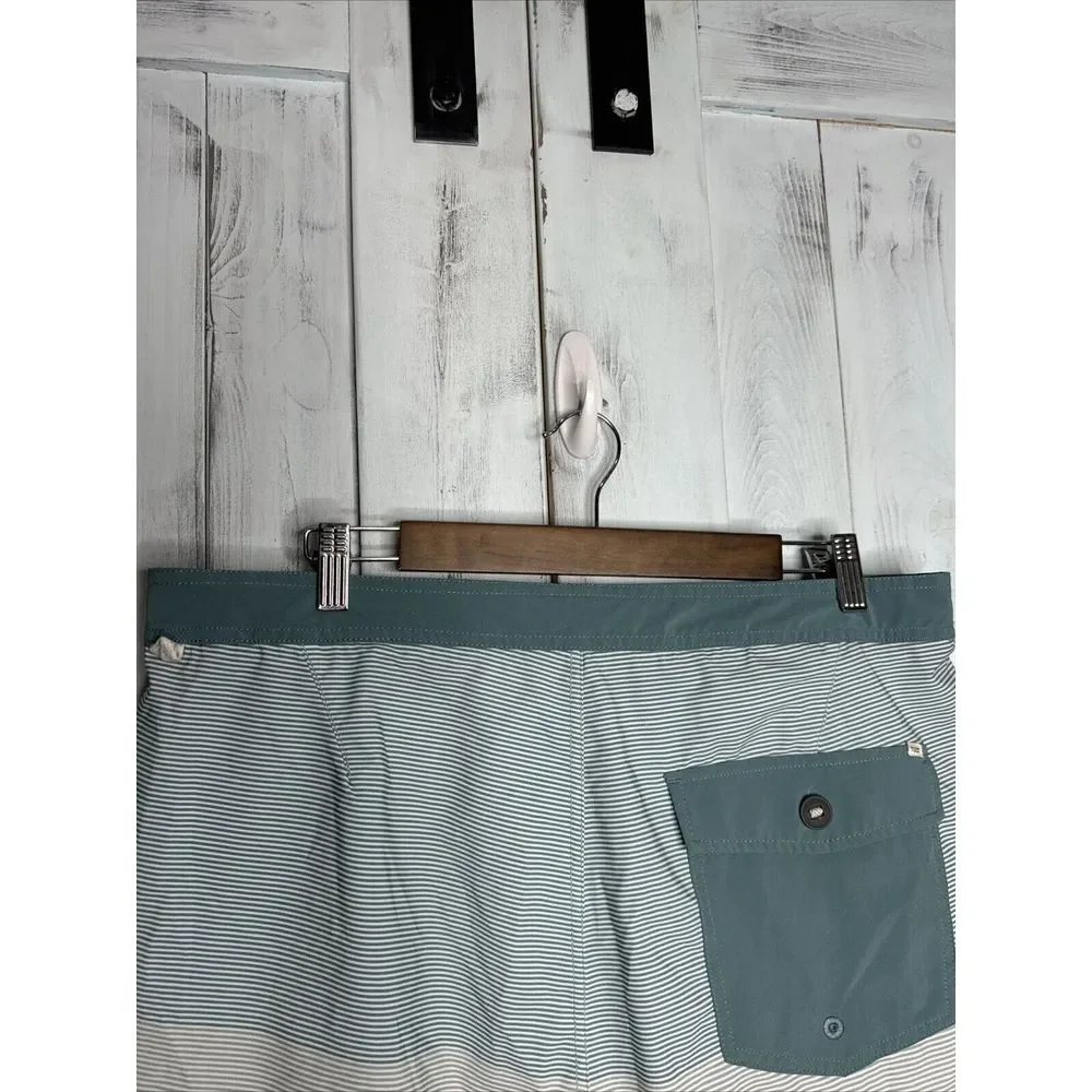 VUORI Cruise Board Shorts Swim Trunks Men's Size 36  Sagebrush‎ Wave Stripe Blue